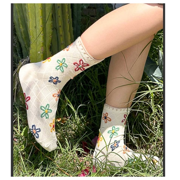 $14 start ❤️ 2 pack POL floral socks - Picture 4 of 5